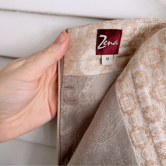 Womens 2 Piece Suit (Collarless Blazer & Pencil skirt) - Picture 7 of 9